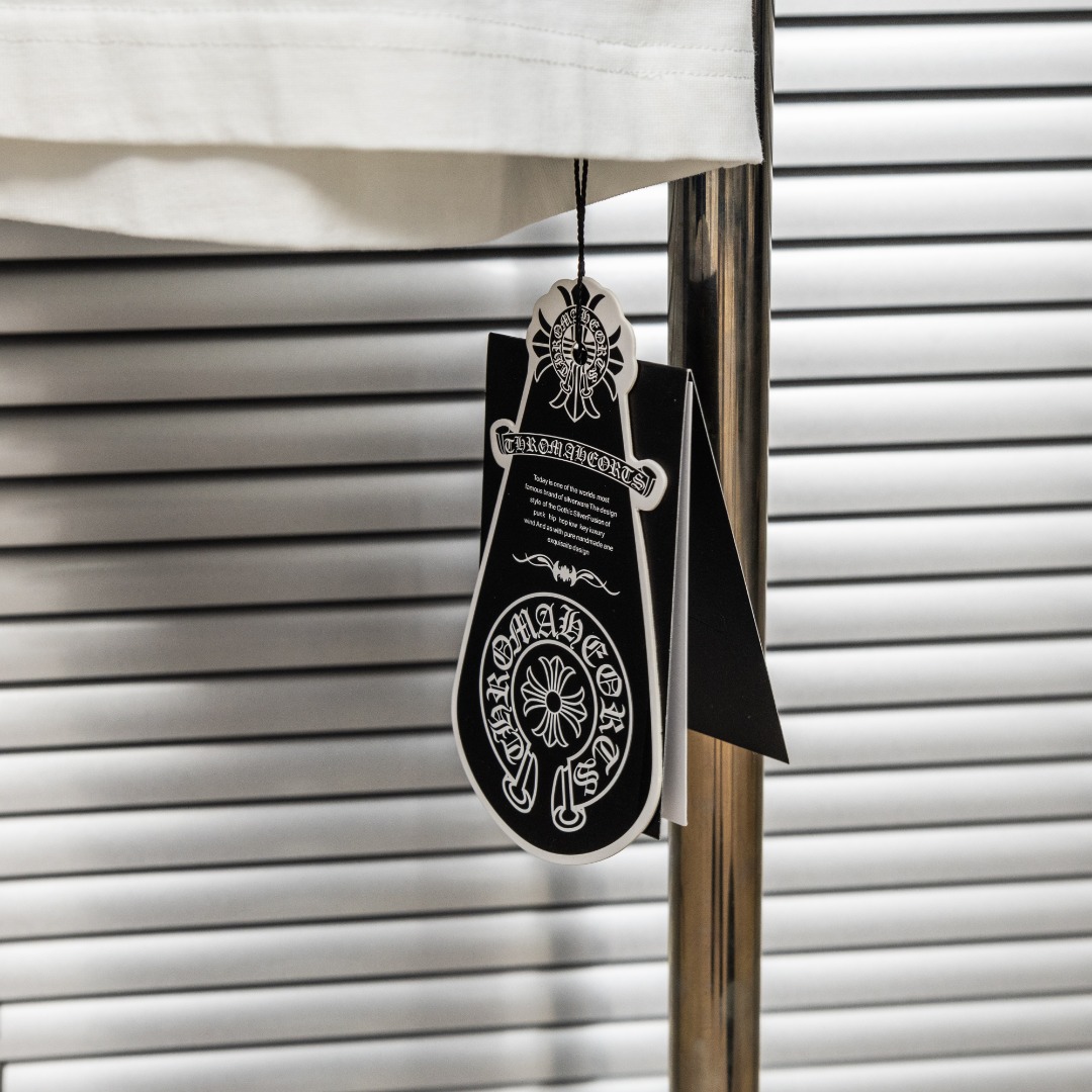 Chrome Hearts 款式：克罗心CH梵文围脖刺绣 贴布多工艺短袖