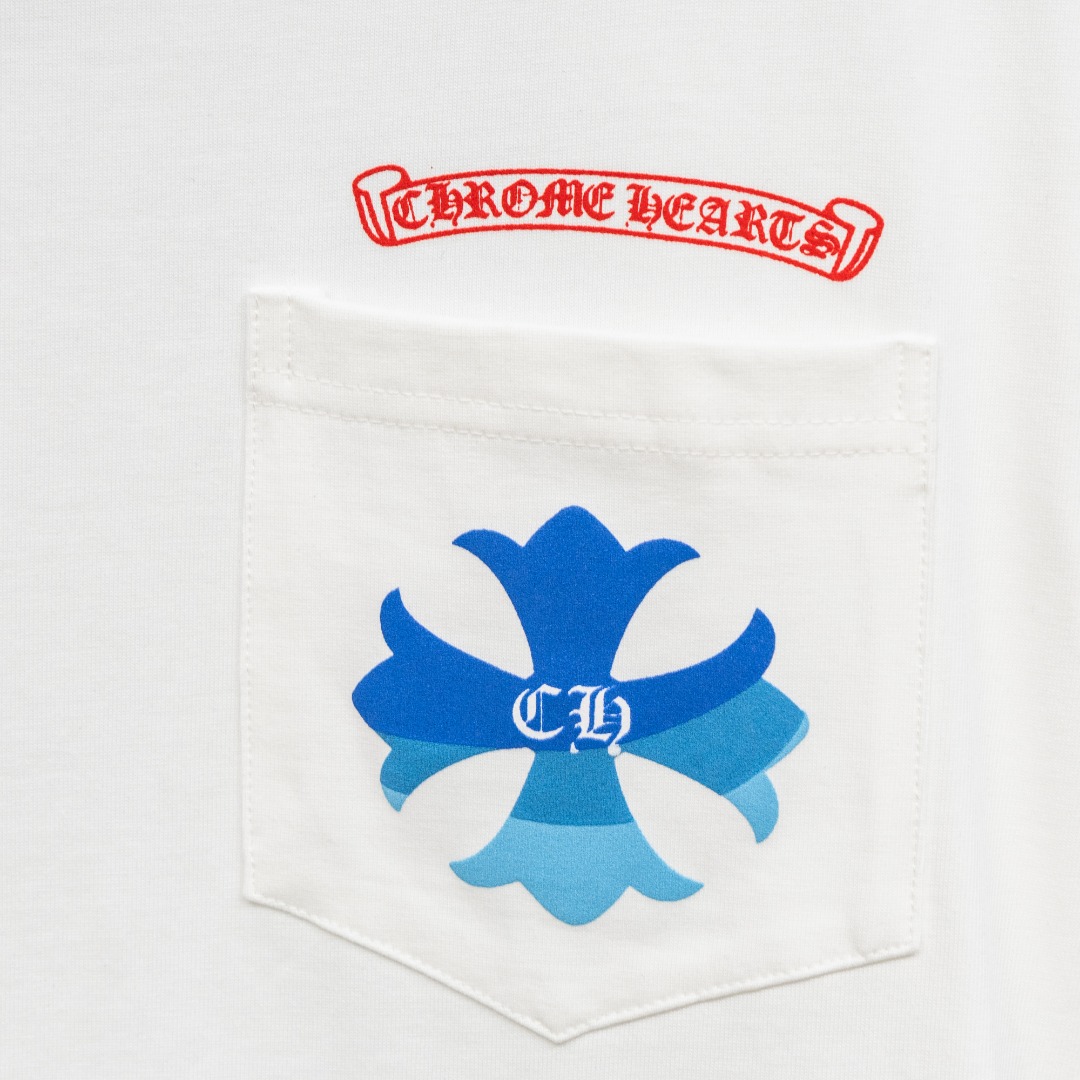 Chrome Hearts 款式：克罗心CH梵文渐变植绒小口袋工艺短袖