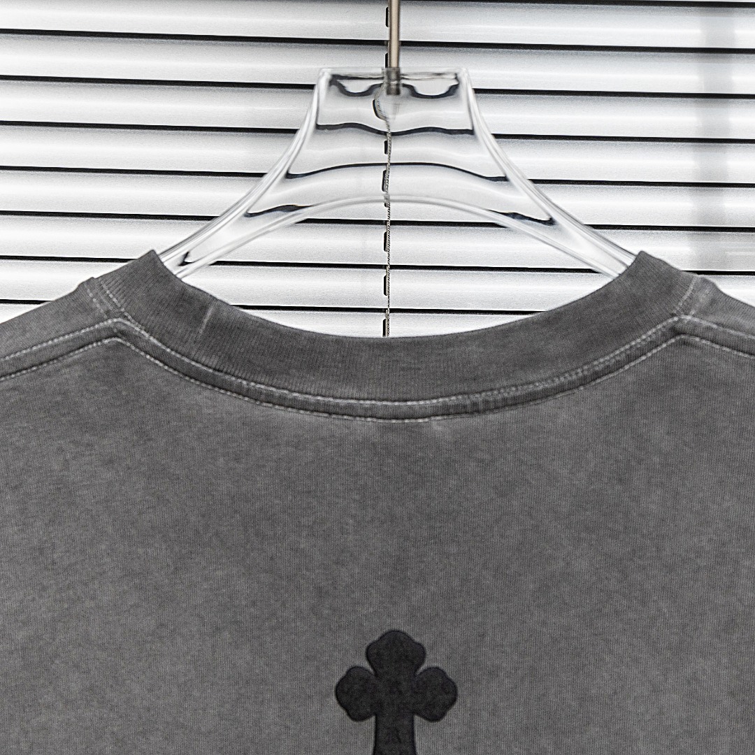 Chrome Hearts 款式：克罗心CH重工水洗多色植绒十字架工艺短袖