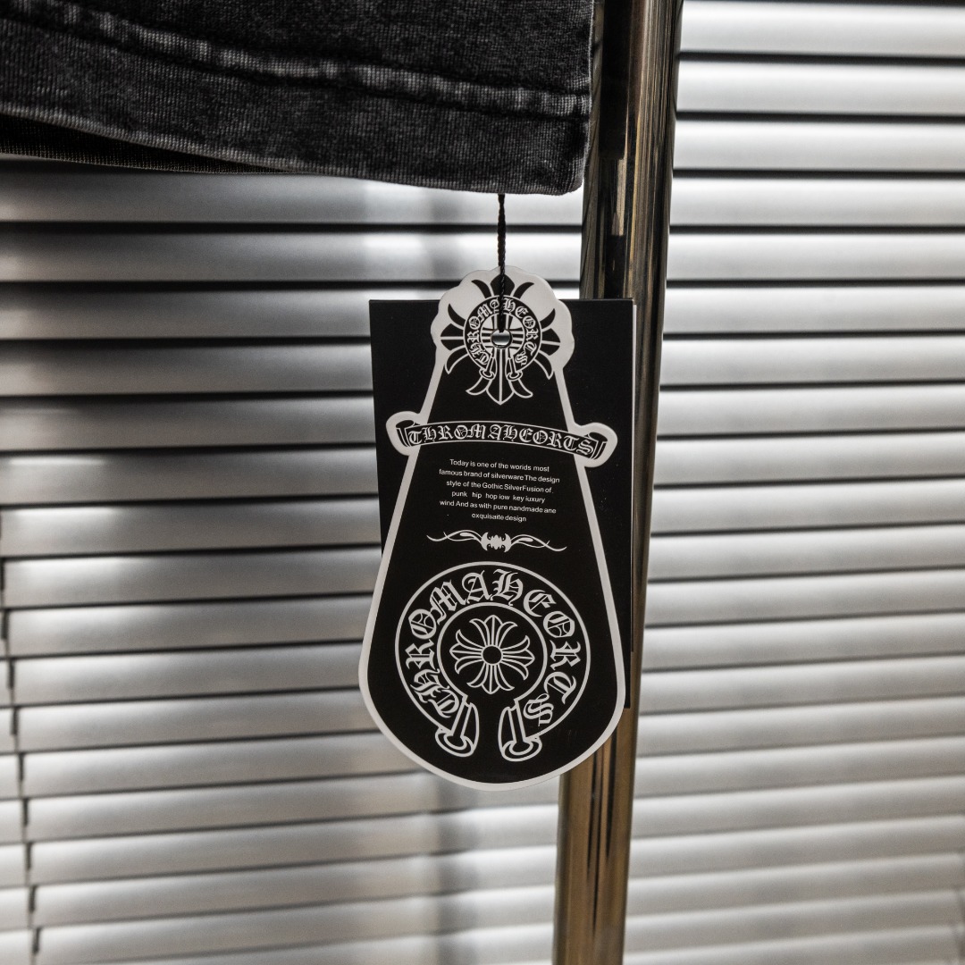 Chrome Hearts 款式：克罗心CH重工水洗做旧十字架贴布工艺短袖