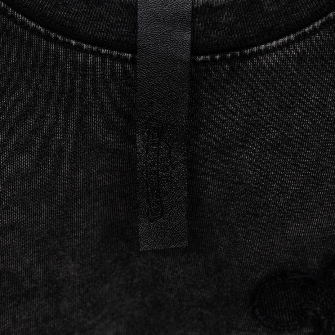 Chrome Hearts 款式：克罗心CH重工水洗做旧十字架贴布工艺短袖