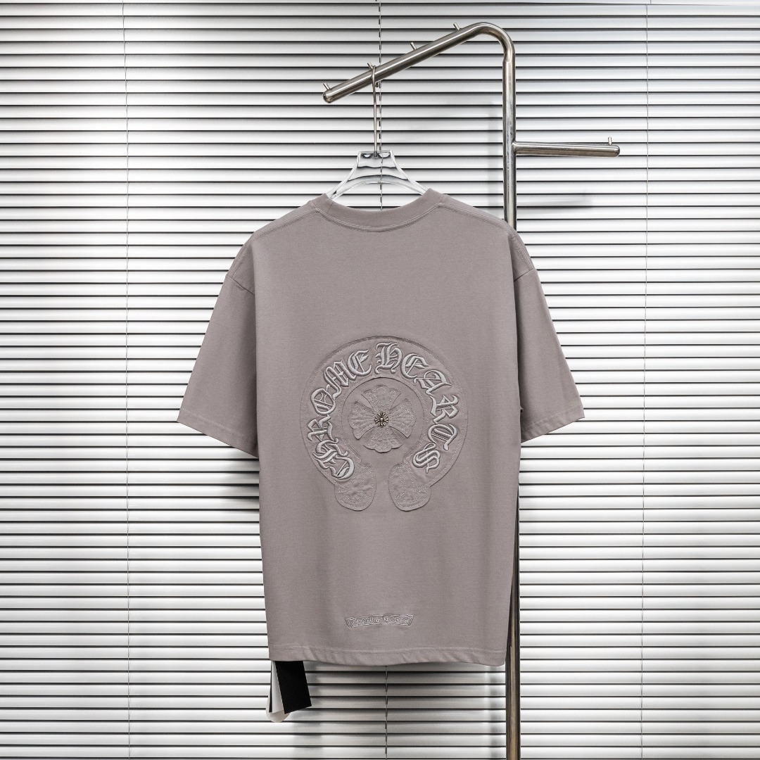 Chrome Hearts 款式：克罗心CH定制金属十字架贴布工艺短袖