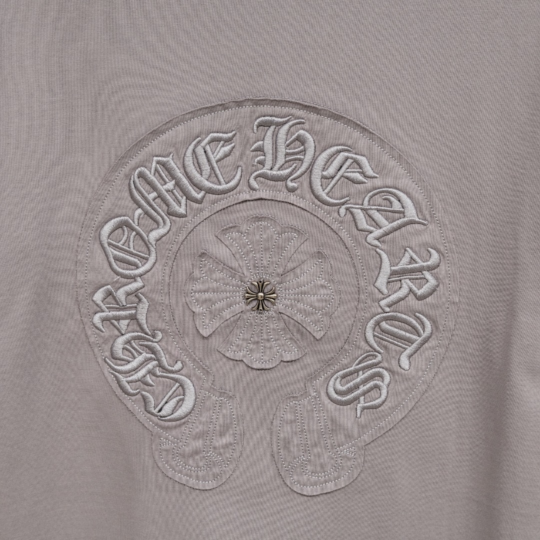 Chrome Hearts 款式：克罗心CH定制金属十字架贴布工艺短袖