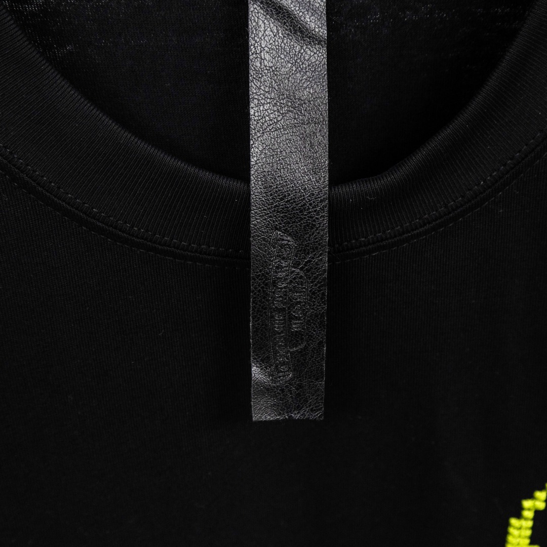 Chrome Hearts 款式：克罗心CH溶解梵文多色刺绣工艺短袖