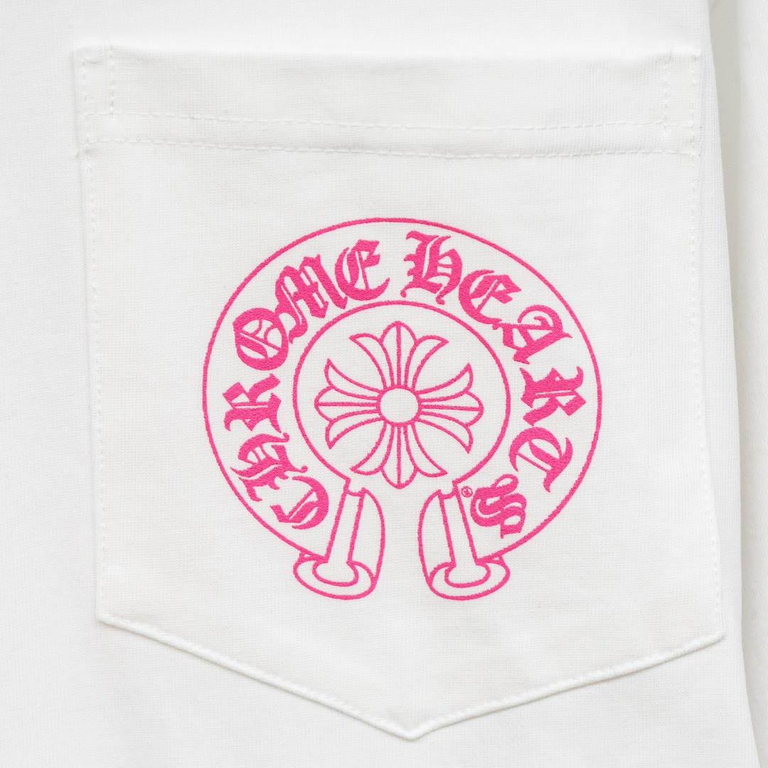 Chrome Hearts 款式：克罗心CH梵文小口袋工艺短袖