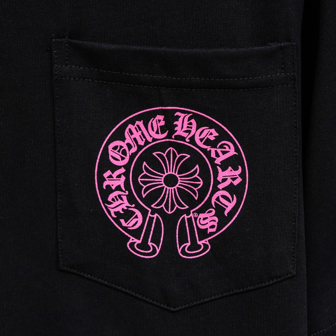 Chrome Hearts 款式：克罗心CH梵文小口袋工艺短袖
