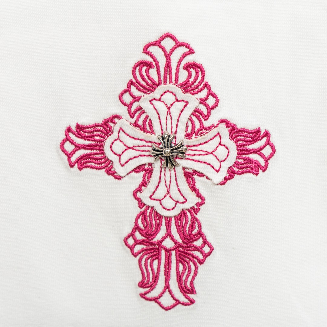 Chrome Hearts 款式：克罗心CH贴布金属工艺十字架刺绣工艺短袖