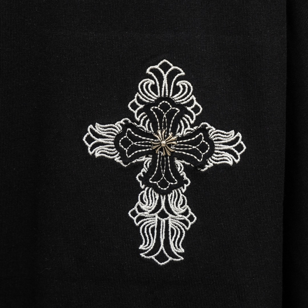 Chrome Hearts 款式：克罗心CH贴布金属工艺十字架刺绣工艺短袖