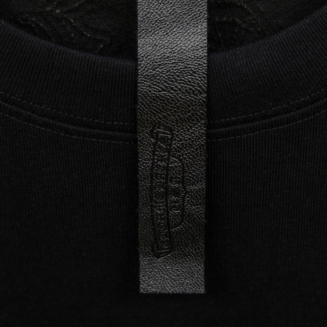 Chrome Hearts 款式：克罗心CH贴布金属工艺十字架刺绣工艺短袖