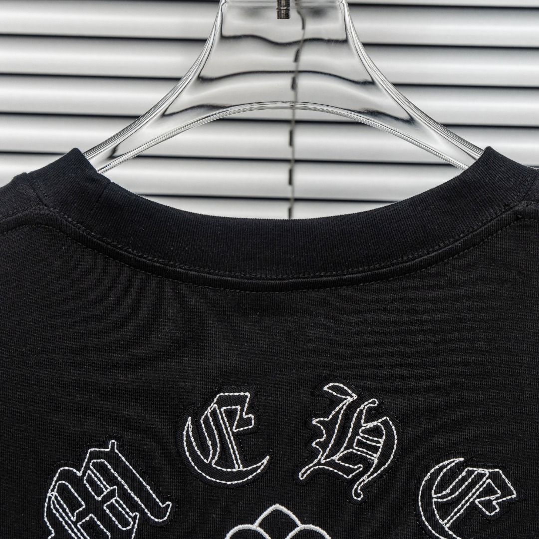 Chrome Hearts 款式：克罗心CH贴布金属工艺十字架刺绣工艺短袖