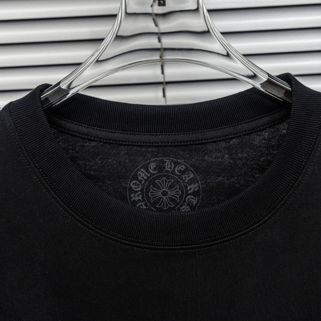 Chrome Hearts 款式：克罗心CH小口袋植绒十字架工艺短袖