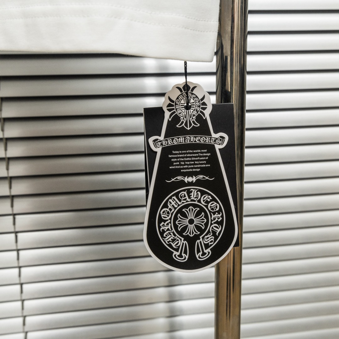 Chrome Hearts 款式：克罗心CH彩色十字架马蹄刺绣工艺短袖