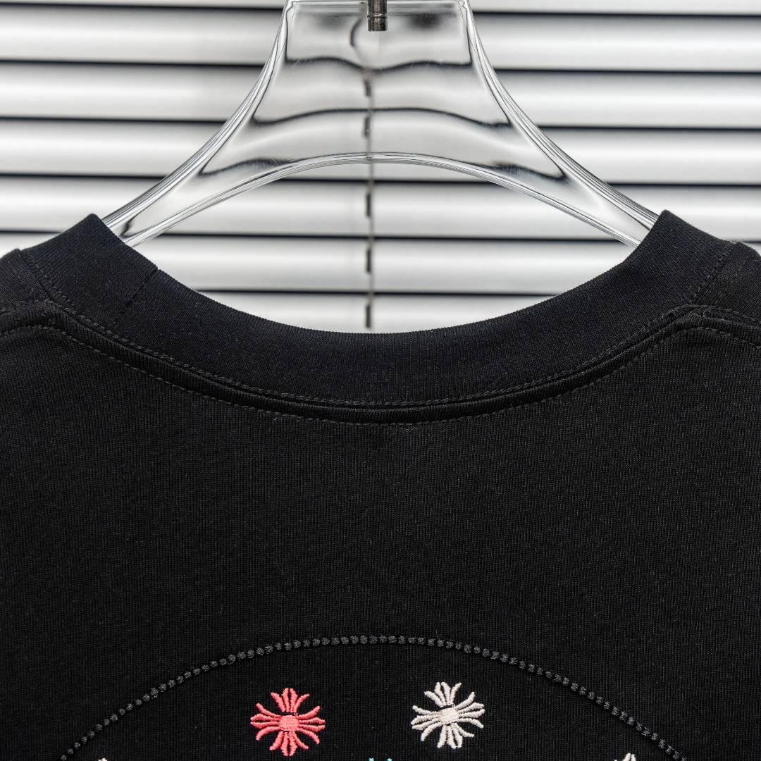 Chrome Hearts 款式：克罗心CH彩色十字架马蹄刺绣工艺短袖