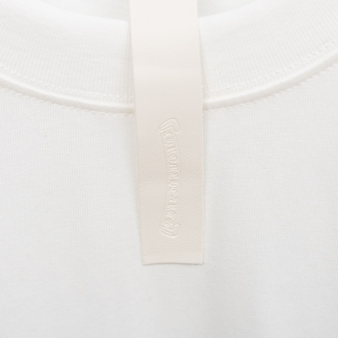 Chrome Hearts 款式：克罗心CH十字架贴布皮标马蹄刺绣工艺短袖