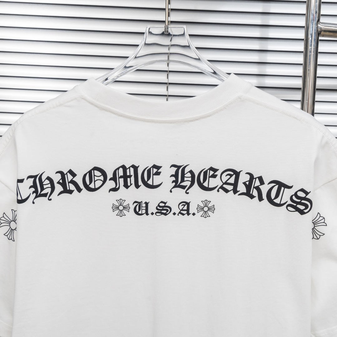 Chrome Hearts 款式：克罗心CH梵文马蹄小口袋植绒印花工艺短袖