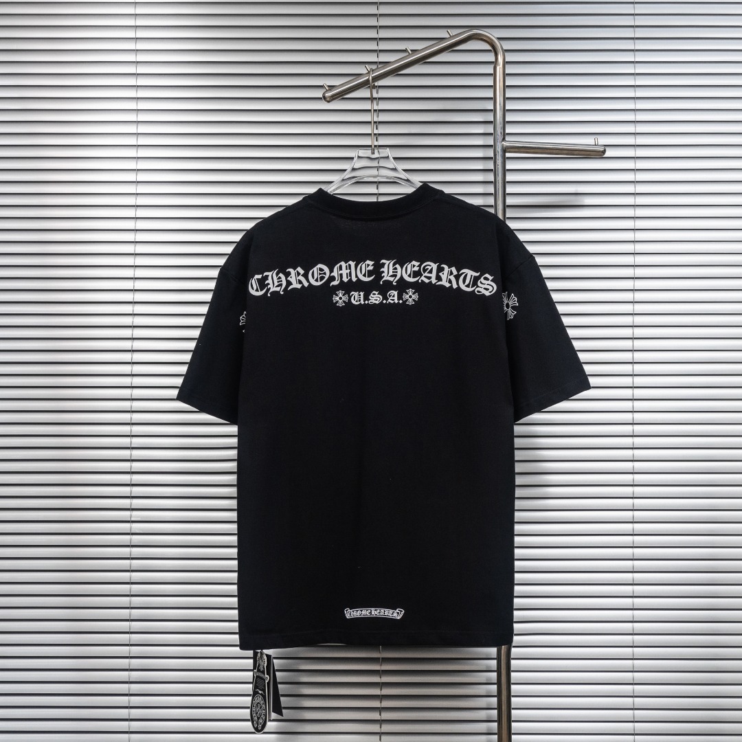 Chrome Hearts 款式：克罗心CH梵文马蹄小口袋植绒印花工艺短袖