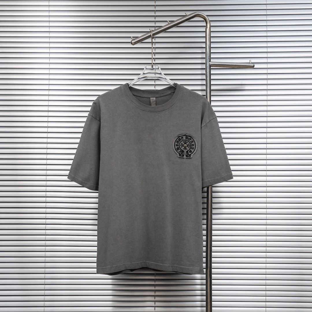 Chrome Hearts 款式：克罗心CH梵文马蹄贴布做旧水洗重工艺短袖