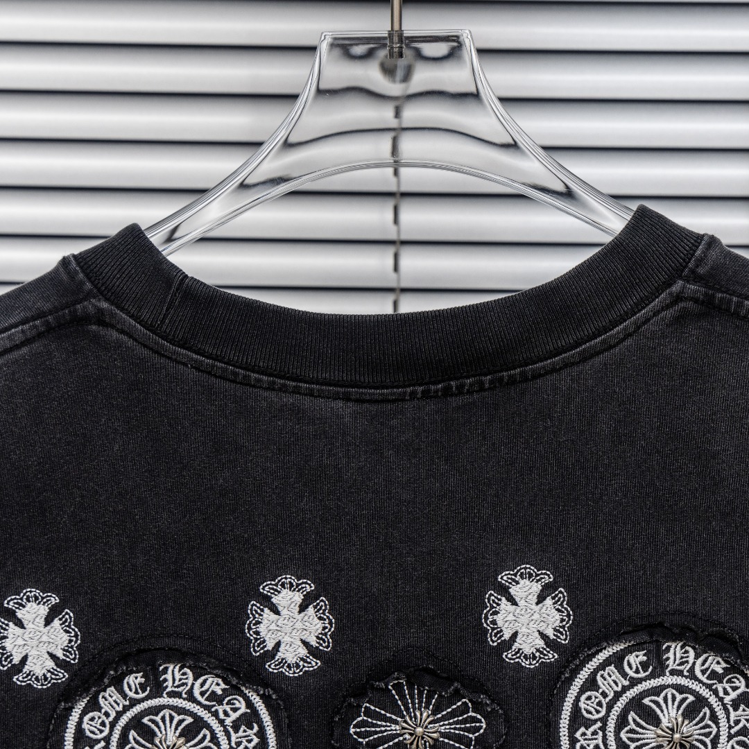 Chrome Hearts 款式：克罗心CH梵文马蹄贴布做旧水洗重工艺短袖