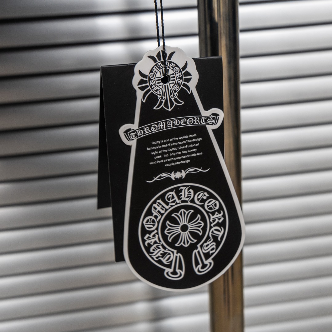 Chrome Hearts 款式：克罗心CH满印梵文马蹄刺绣重工水洗工艺短袖