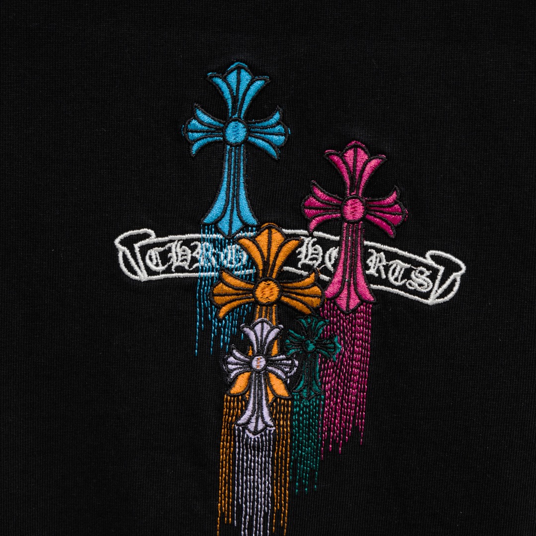 Chrome Hearts 款式：克罗心CH梵文十字架溶解流苏刺绣工艺短袖