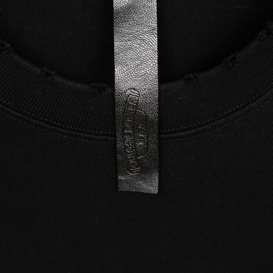 Chrome Hearts 款式：克罗心CH梵文十字架溶解流苏刺绣工艺短袖