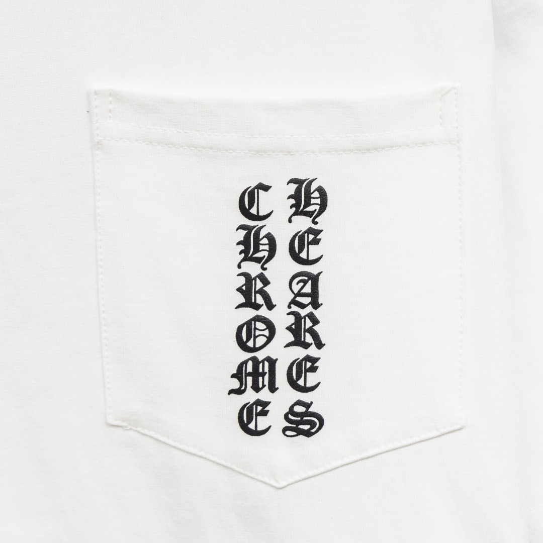 Chrome Hearts 款式：克罗心CH梵文小口袋植绒印花工艺短袖