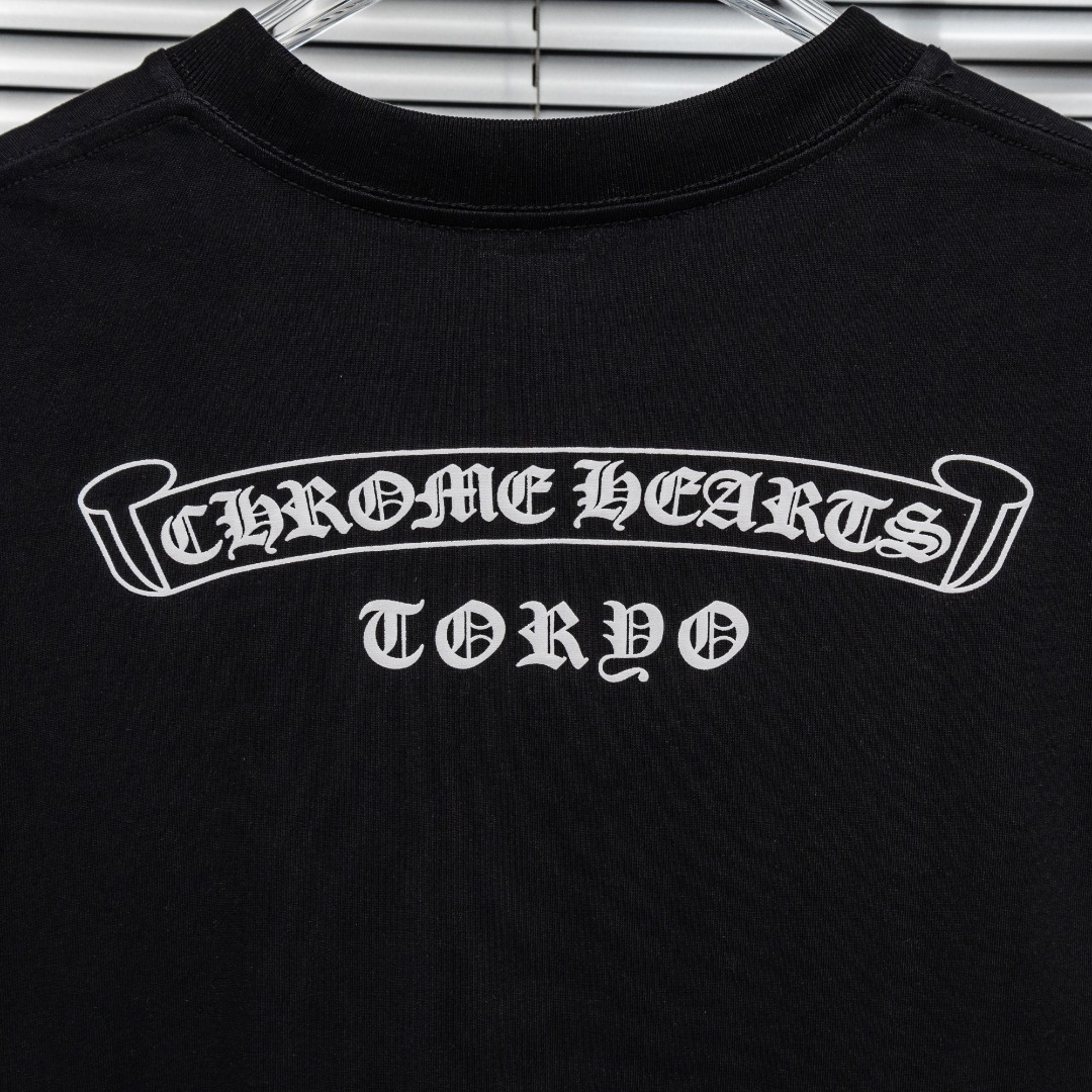 Chrome Hearts 款式：克罗心CH梵文小口袋植绒印花工艺短袖