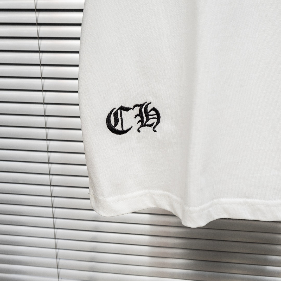 Chrome Hearts 款式：克罗心CH梵文十字架彩色刺绣工艺短袖