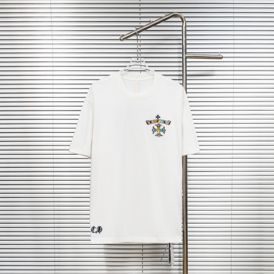 Chrome Hearts 款式：克罗心CH梵文十字架彩色马蹄刺绣工艺短袖