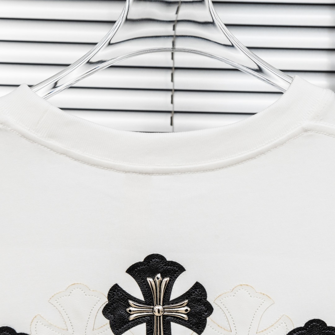 Chrome Hearts 款式：克罗心CH十字架定制皮标工艺短袖