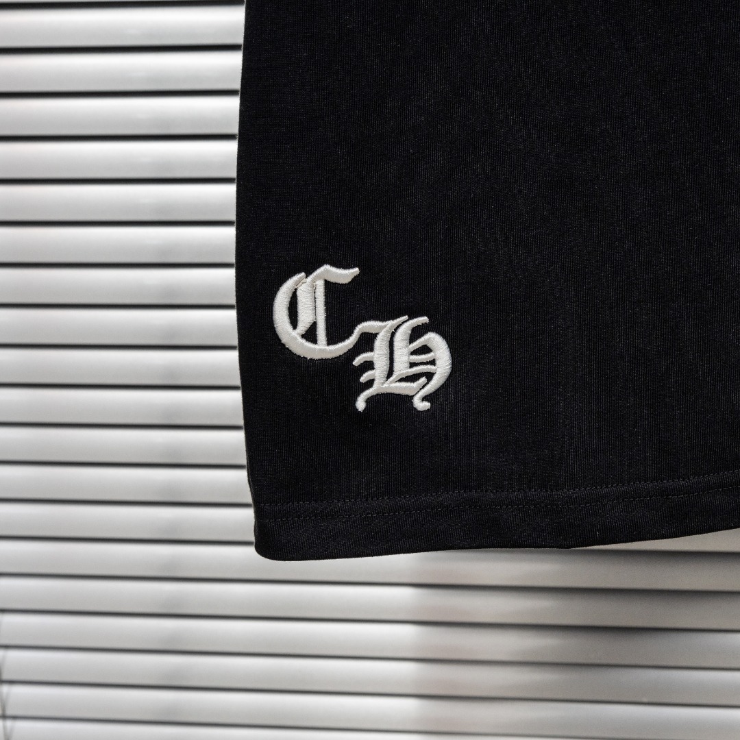 Chrome Hearts 款式：克罗心CH十字架定制皮标工艺短袖