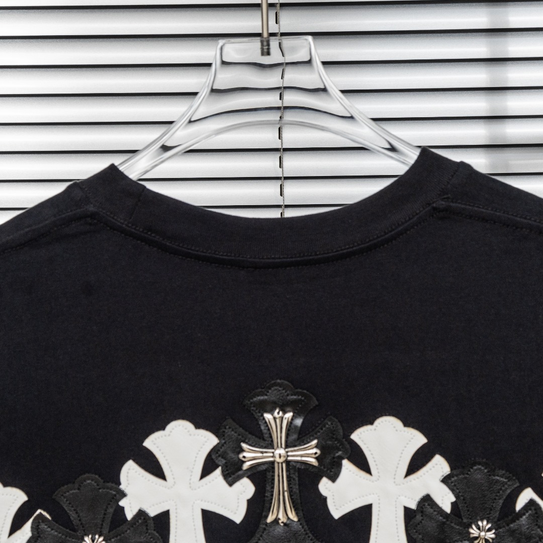 Chrome Hearts 款式：克罗心CH十字架定制皮标工艺短袖