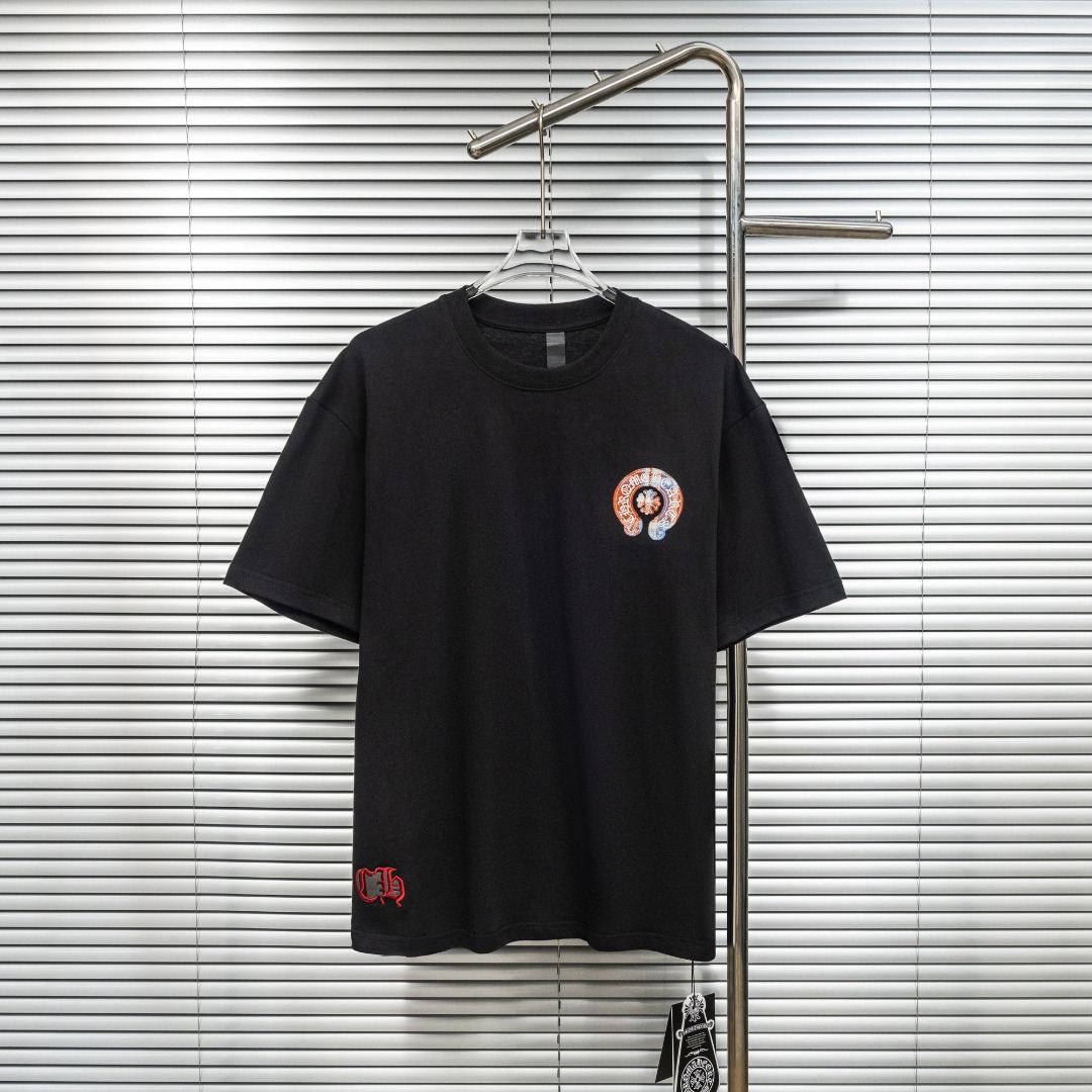 Chrome Hearts 款式：克罗心CH十字架马蹄格纹刺绣工艺短袖
