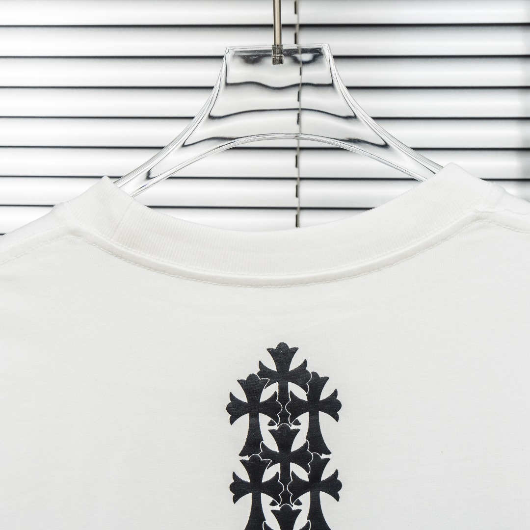 Chrome Hearts 款式：克罗心CH十字架梵文骨刺印花植绒工艺短袖