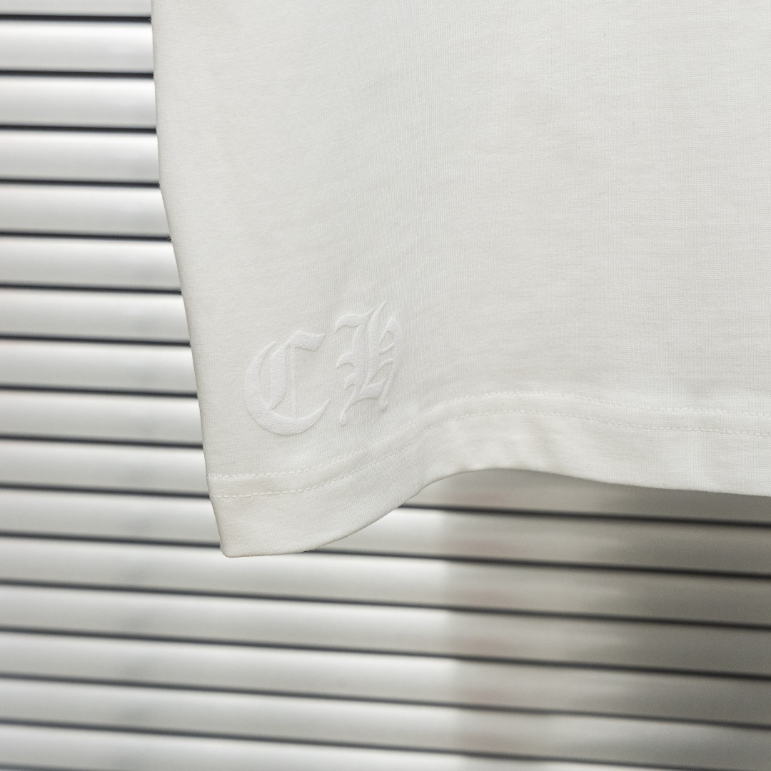 Chrome Hearts 款式：克罗心CH十字架梵文植绒印花多工艺短袖