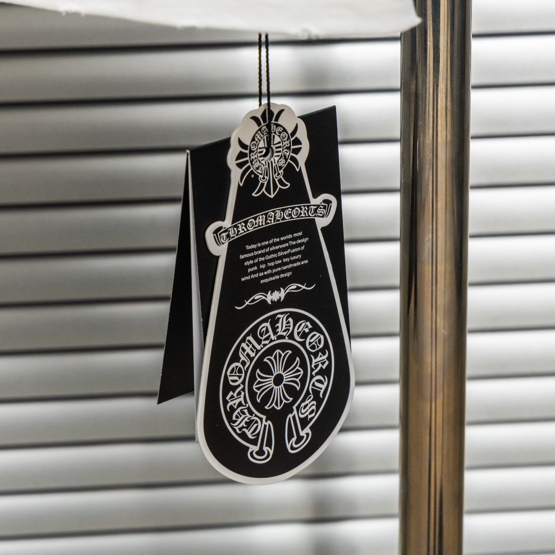 Chrome Hearts 款式：克罗心CH十字架彩色马赛克棋盘刺绣多工艺短袖