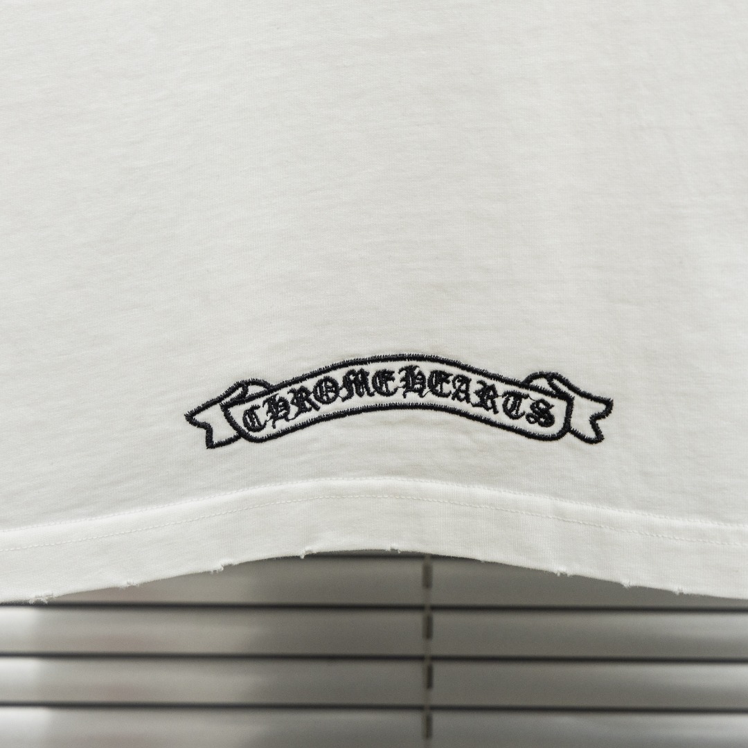 Chrome Hearts 款式：克罗心CH十字架马蹄贴布刺绣多工艺短袖