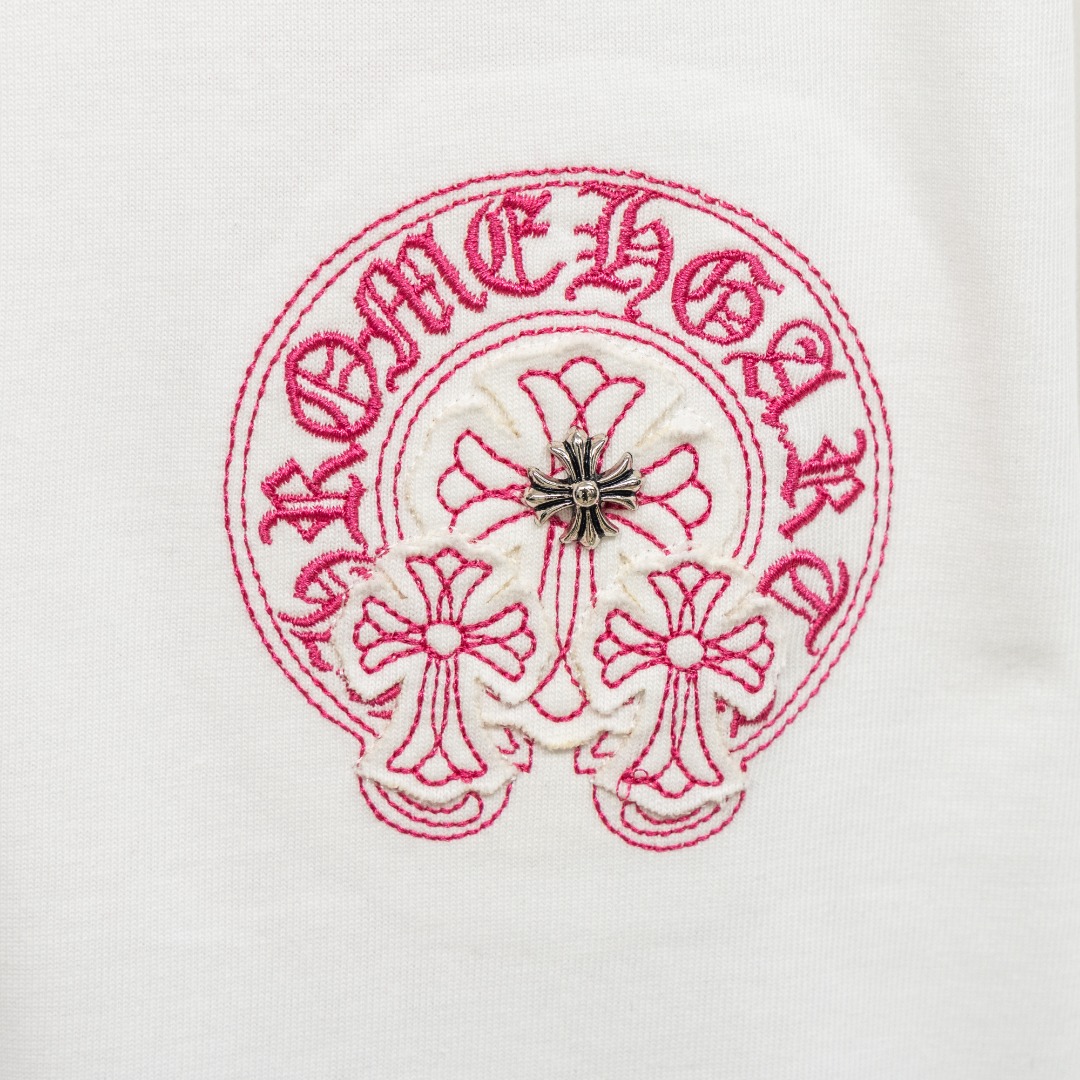 Chrome Hearts 款式：克罗心CH十字架马蹄贴布刺绣定制金属多工艺短袖