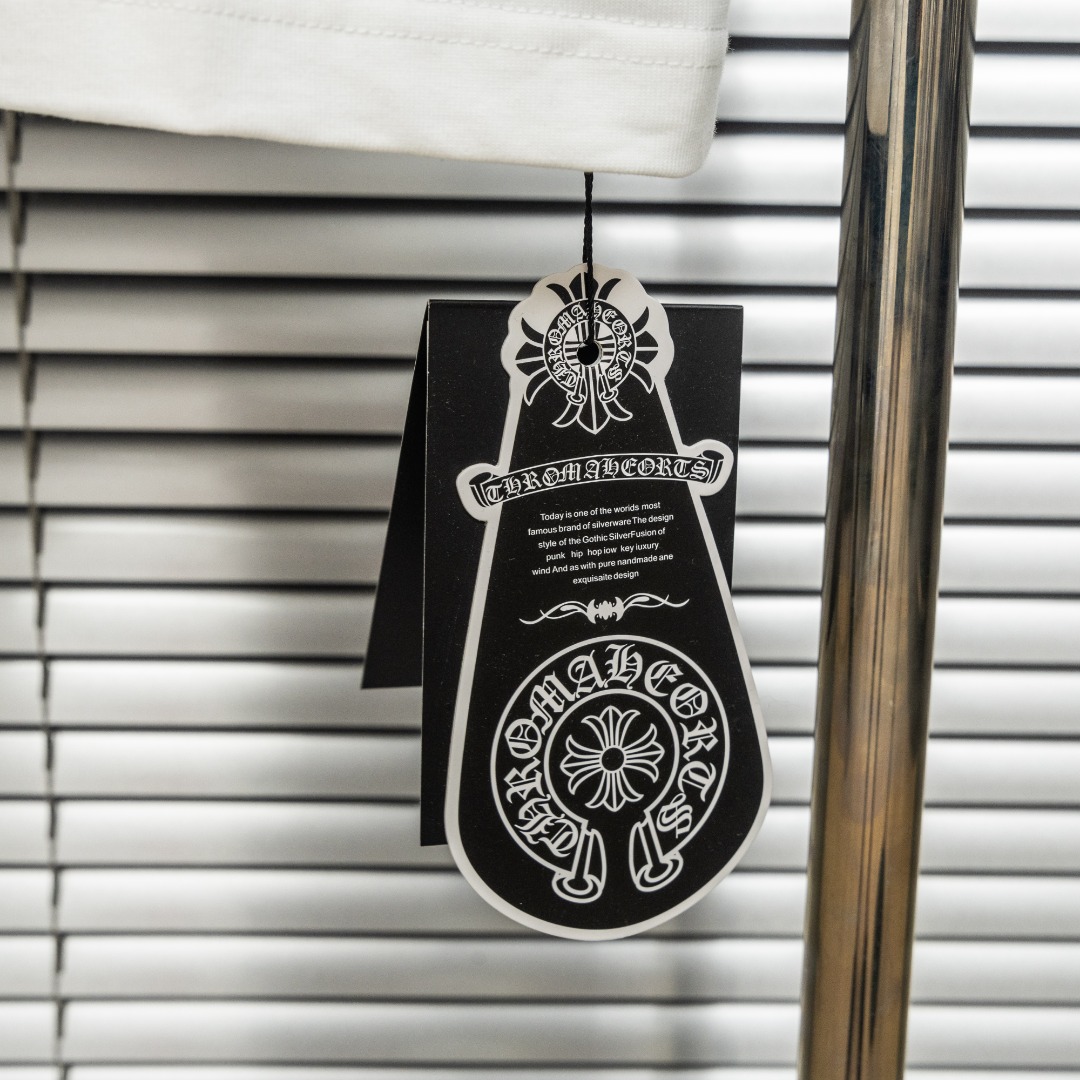 Chrome Hearts 款式：克罗心CH十字架马蹄贴布刺绣定制金属多工艺短袖