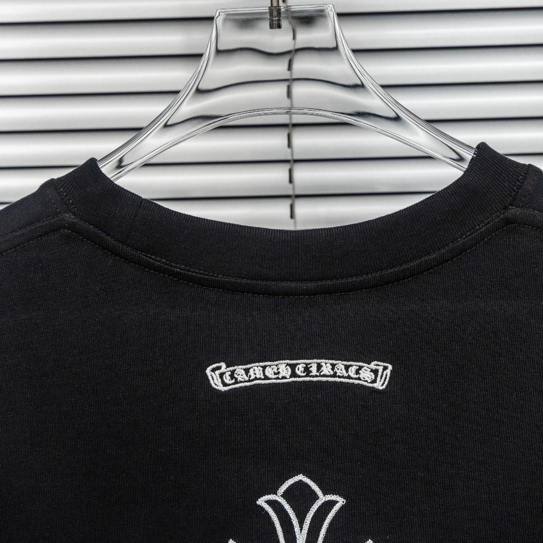 Chrome Hearts 款式：克罗心CH十字架马蹄刺绣内置格纹贴布多工艺短袖