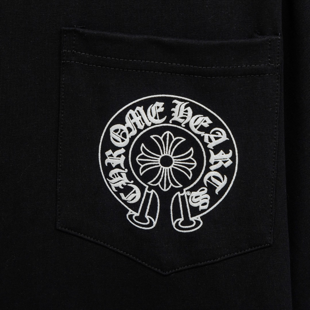 Chrome Hearts 款式：克罗心CH十字架梵文小口袋工艺短袖