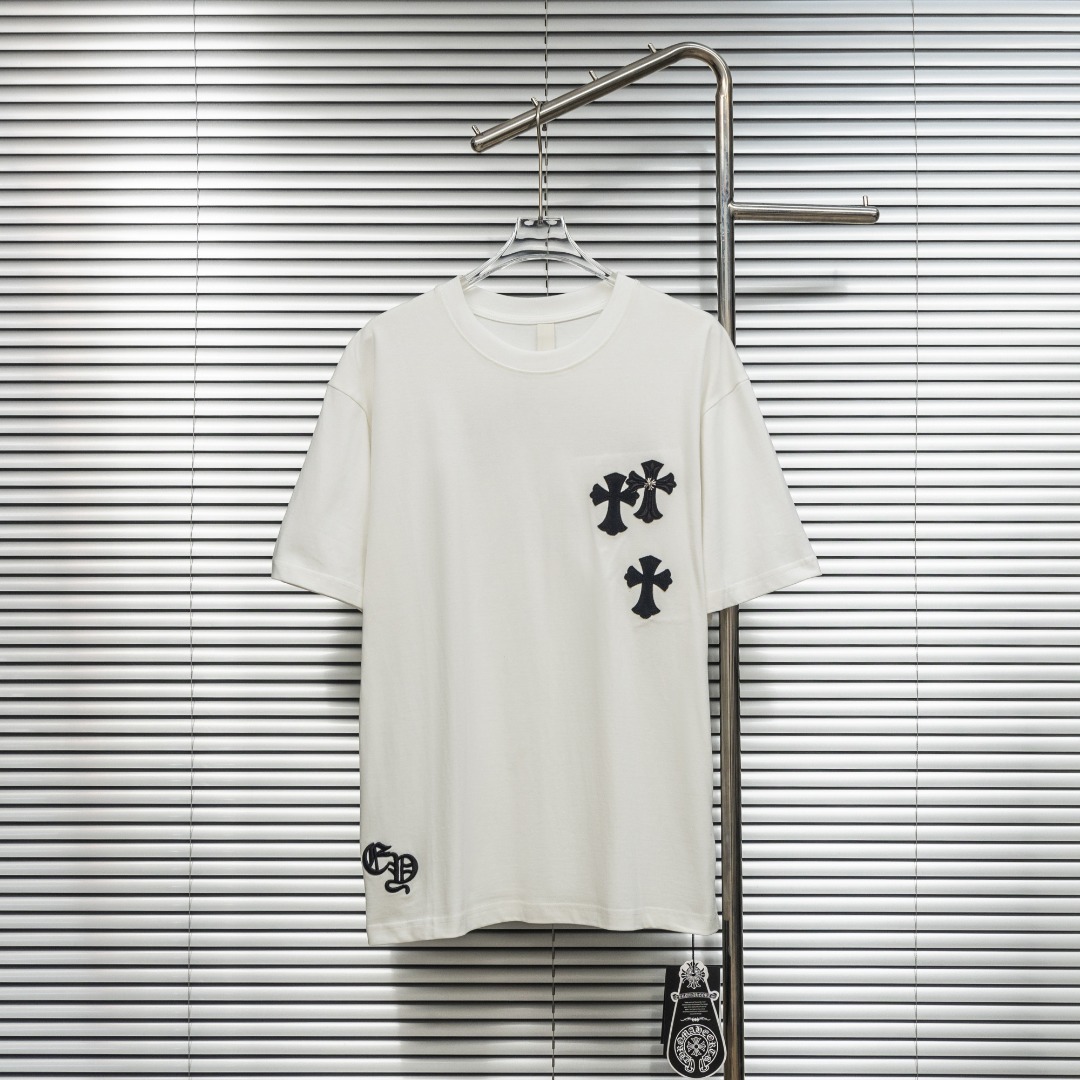 Chrome Hearts 款式：克罗心CH金属十字架定制皮标刺绣工艺短袖