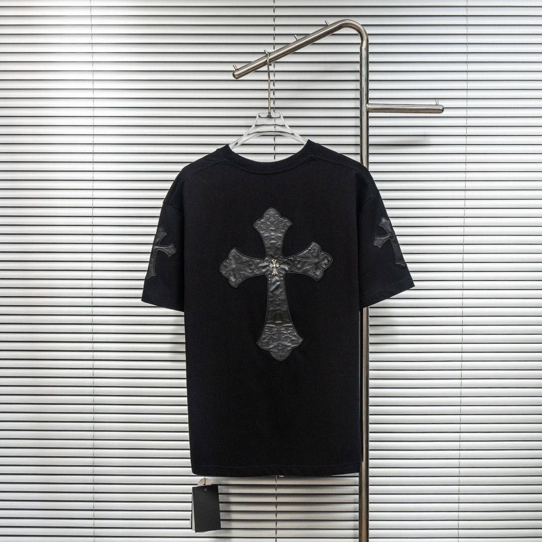 Chrome Hearts 款式：克罗心CH金属十字架定制皮标刺绣工艺短袖
