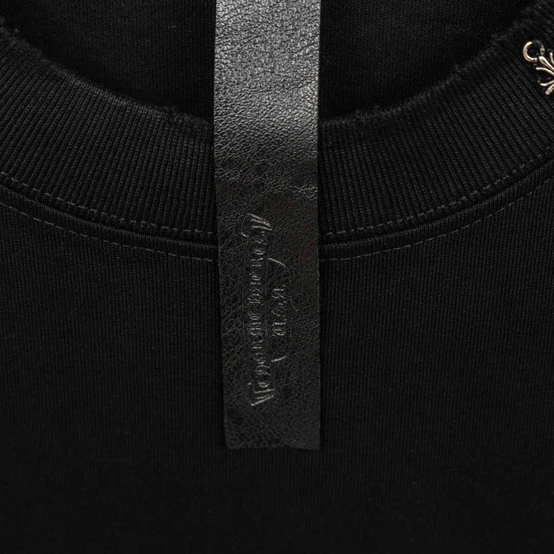 Chrome Hearts 款式：克罗心CH定制十字架金属LOGO破洞背心短袖