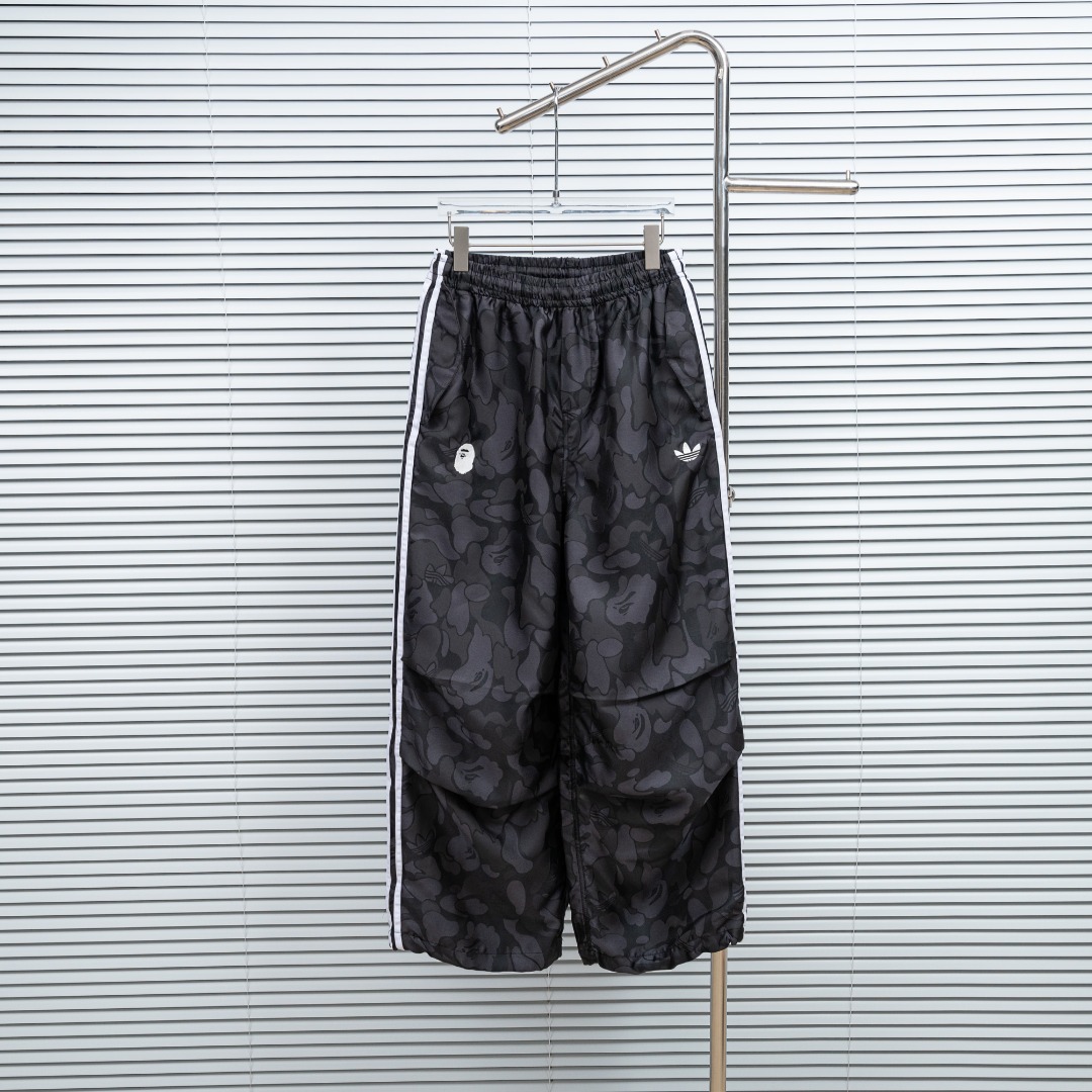 P160 (Versión premium, diferente de la común) Estilo: Adidas ADIDAS ORIGINALS Trébol colaboración BAPE Ape Head, chaque…