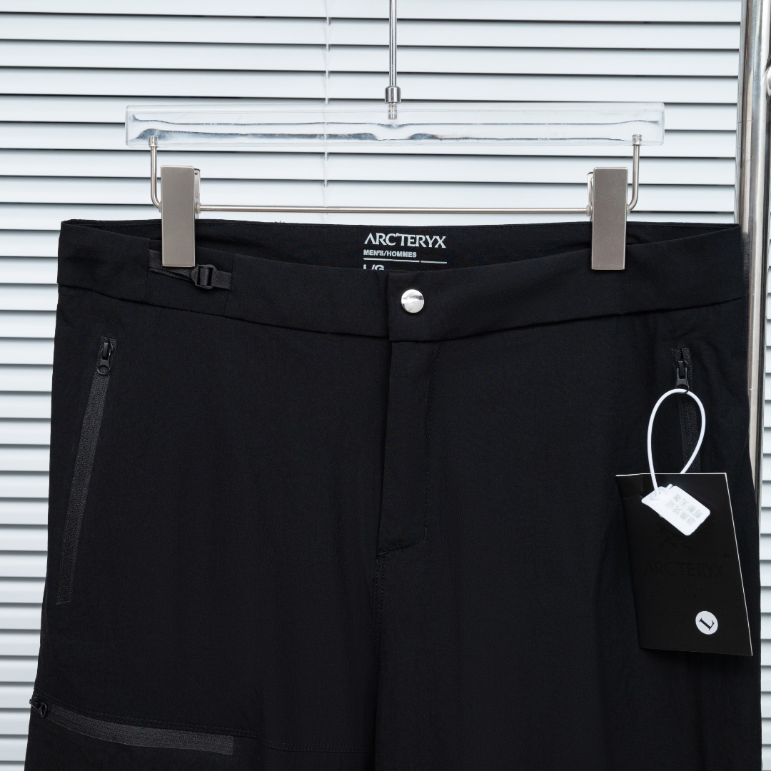 Arc'teryx 款式：始祖鸟ARC TERYX速干梭织短裤