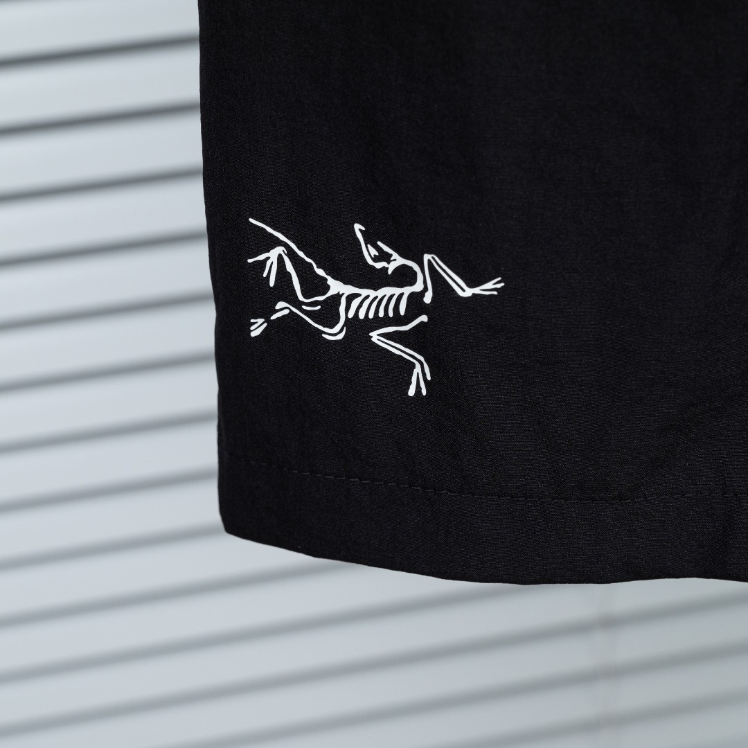 Arc'teryx 款式：始祖鸟ARC TERYX速干梭织短裤