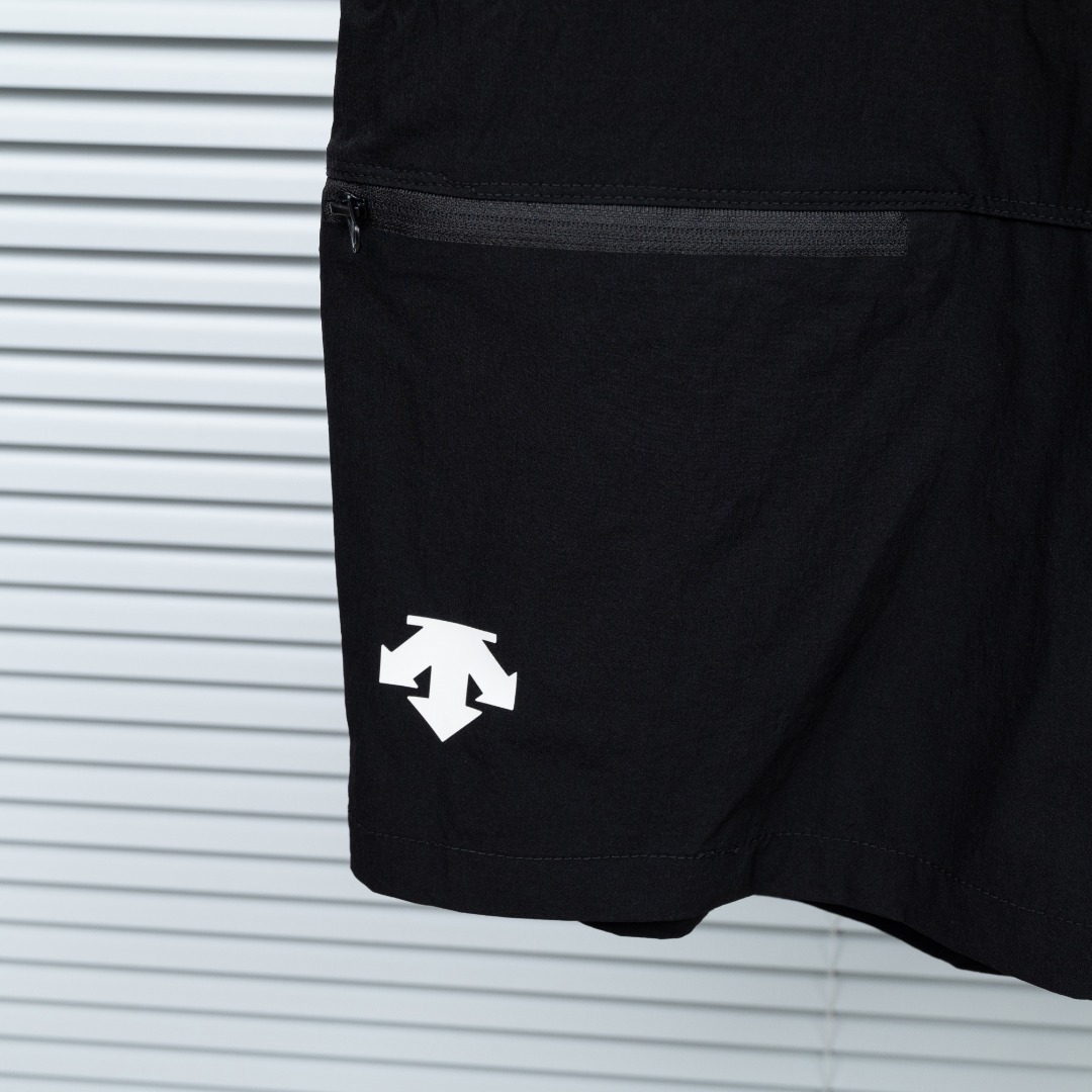 Descente 款式：迪桑特DESCENTE速干梭织短裤