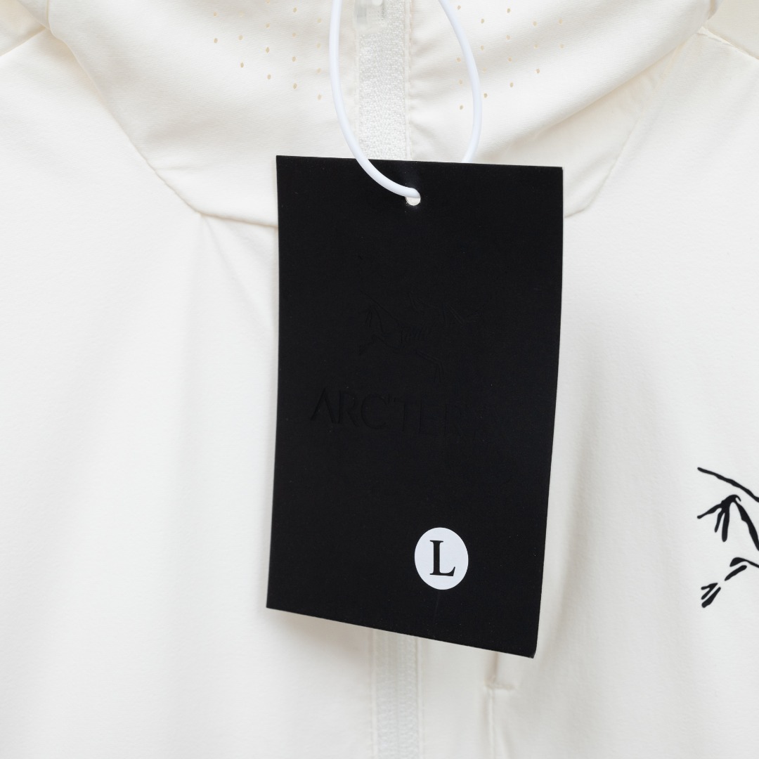 Arc'teryx 款式：始祖鸟ARC TERYX速干透气防晒服外套