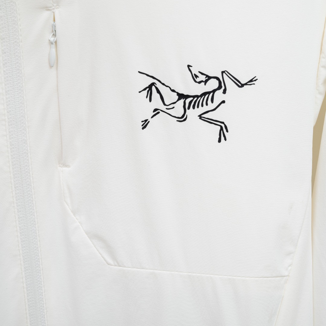 Arc'teryx 款式：始祖鸟ARC TERYX速干透气防晒服外套